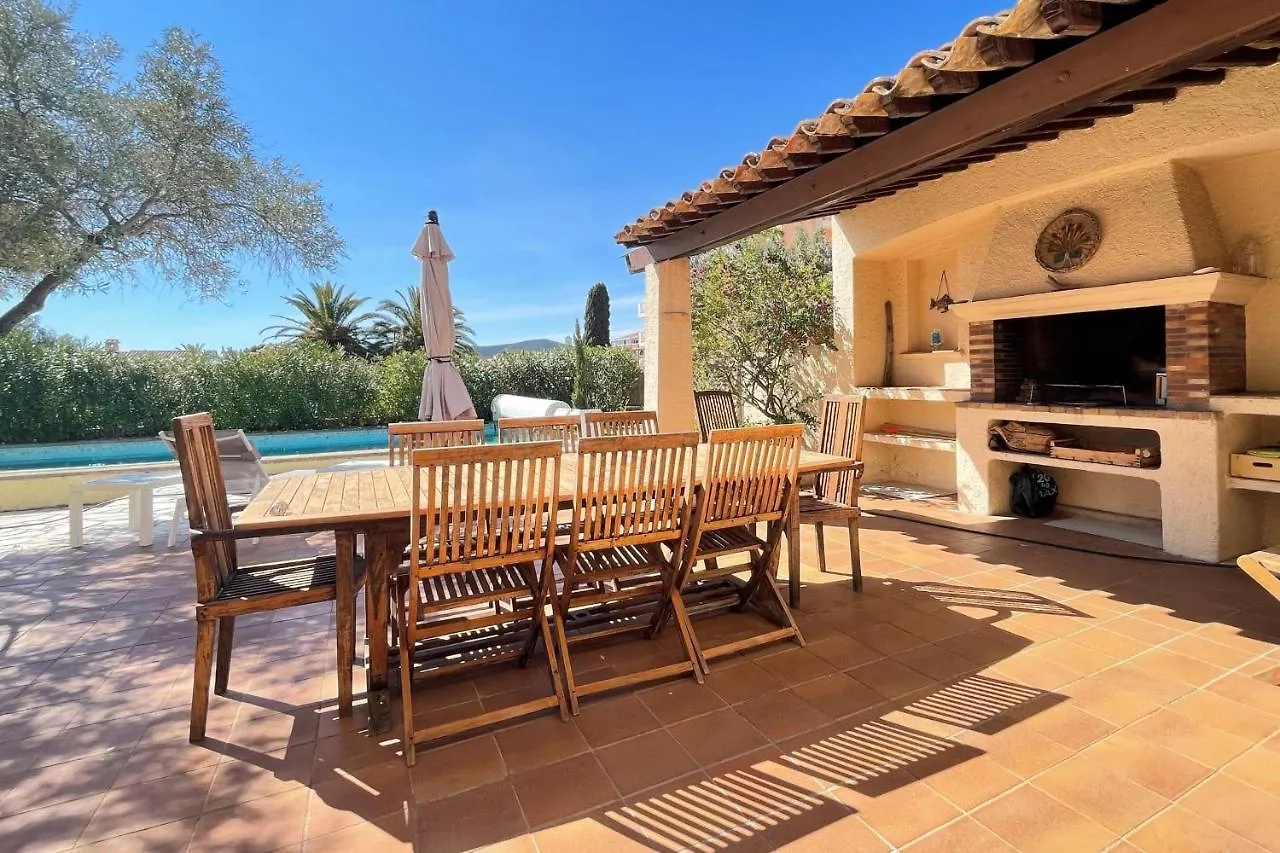 Villa 10 People With Private Pool 250M From The Sea Saint Aygulf France